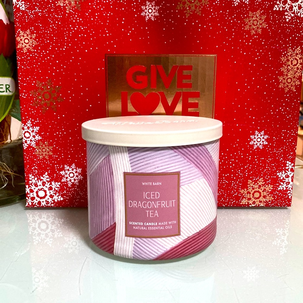 Bath And Body Works Iced Dragonfruit Tea 3 Wick Candle BBW